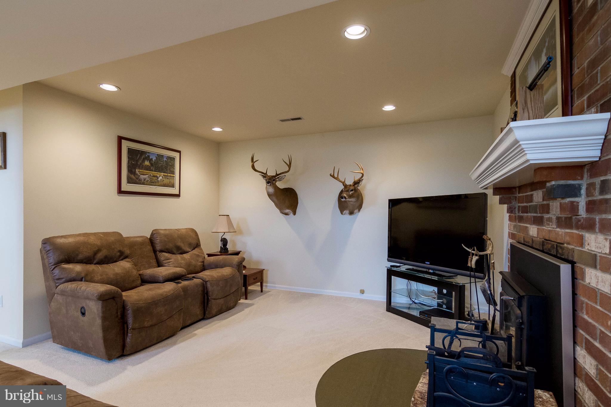 HIGHLAND FARM - Residential