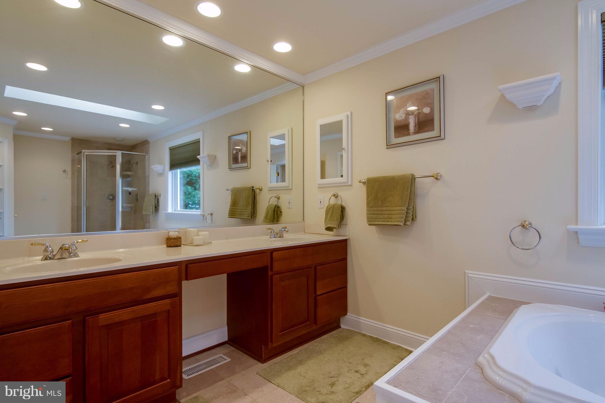 HIGHLAND FARM - Residential