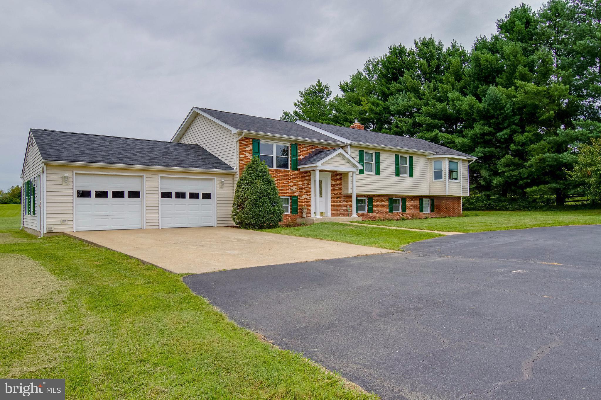 HIGHLAND FARM - Residential