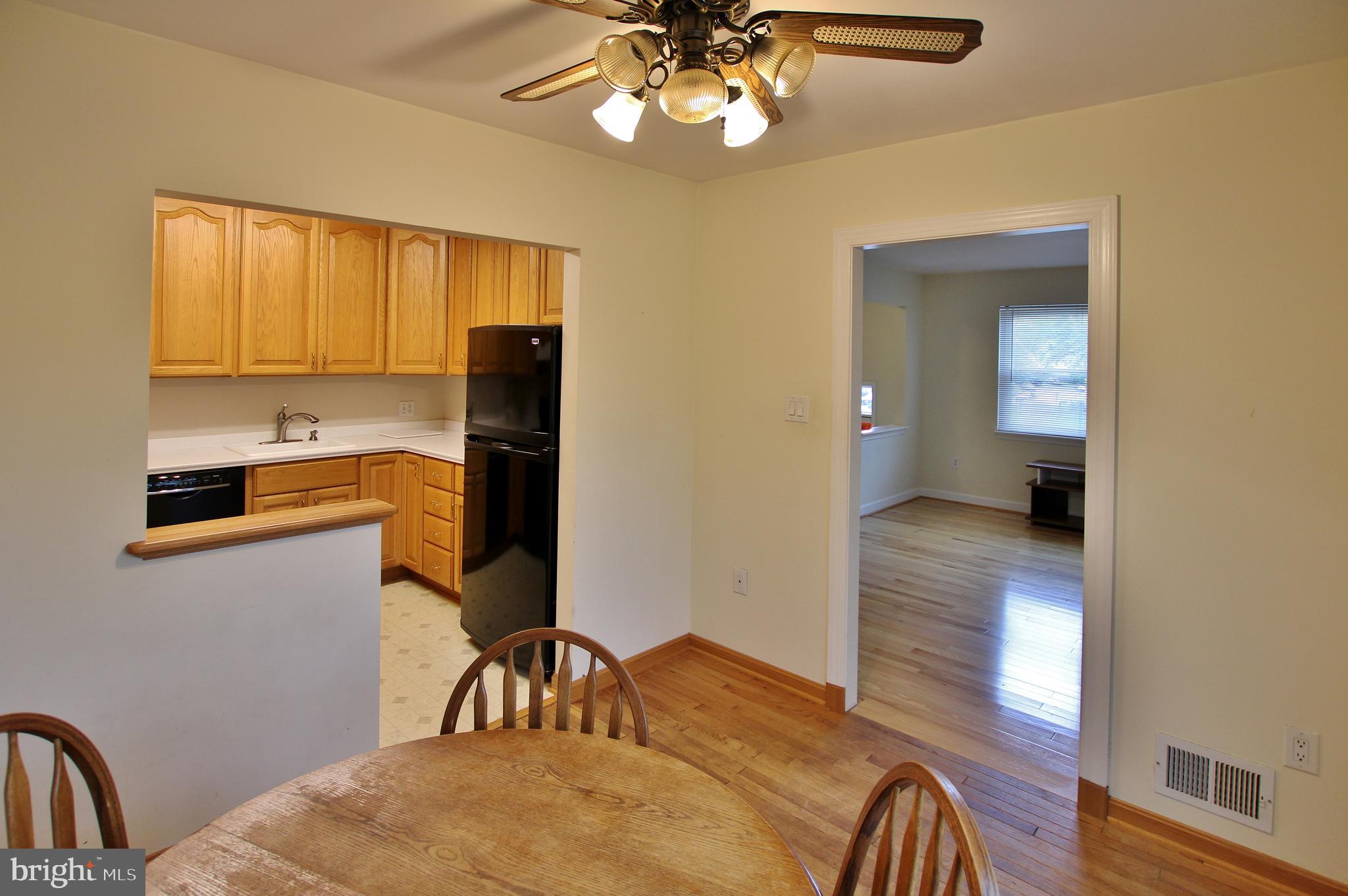 LAKE RIDGE- OAKWOOD - Residential Lease