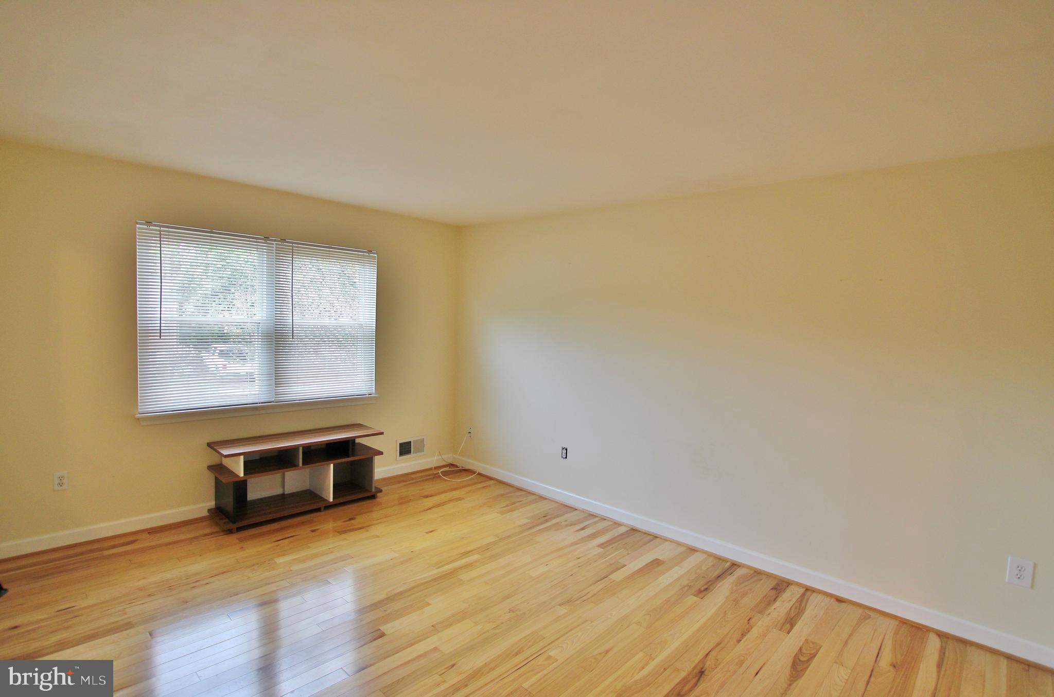 LAKE RIDGE- OAKWOOD - Residential Lease