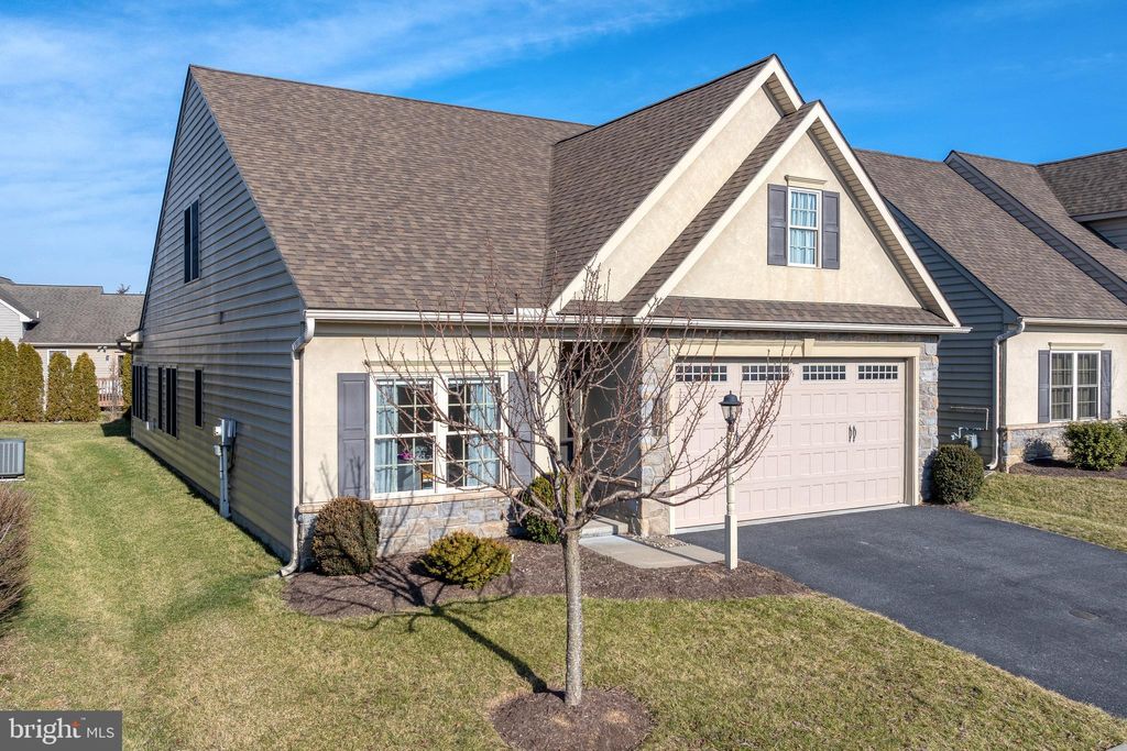 Photo of 1247 Cantebury Drive, Mount Joy, PA 17552 (MLS # PALA2047576)