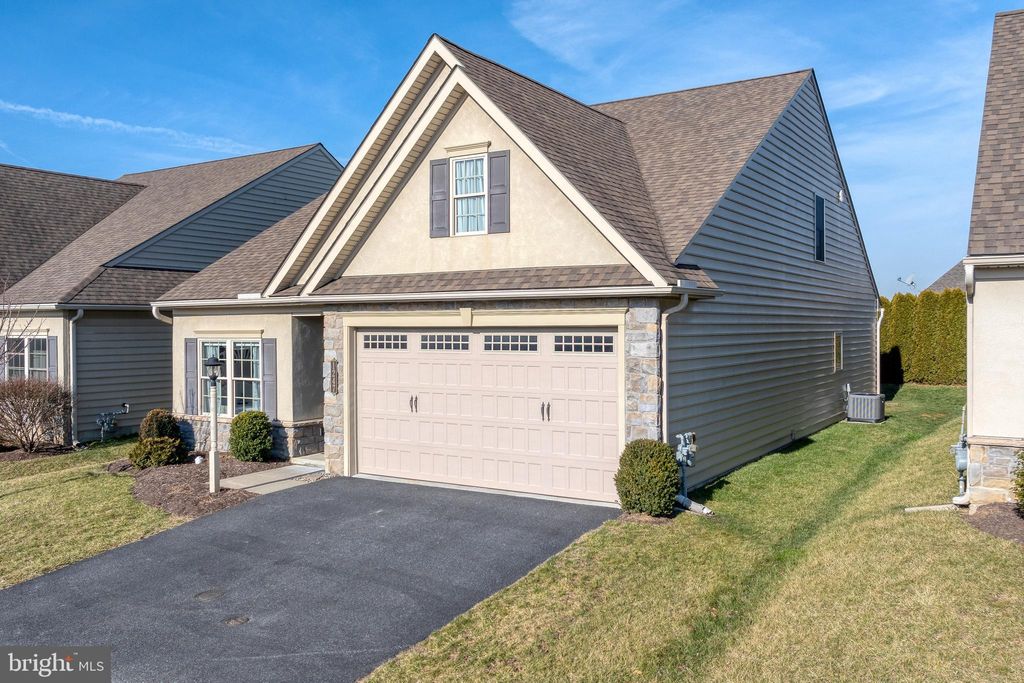 Photo of 1247 Cantebury Drive, Mount Joy, PA 17552 (MLS # PALA2047576)