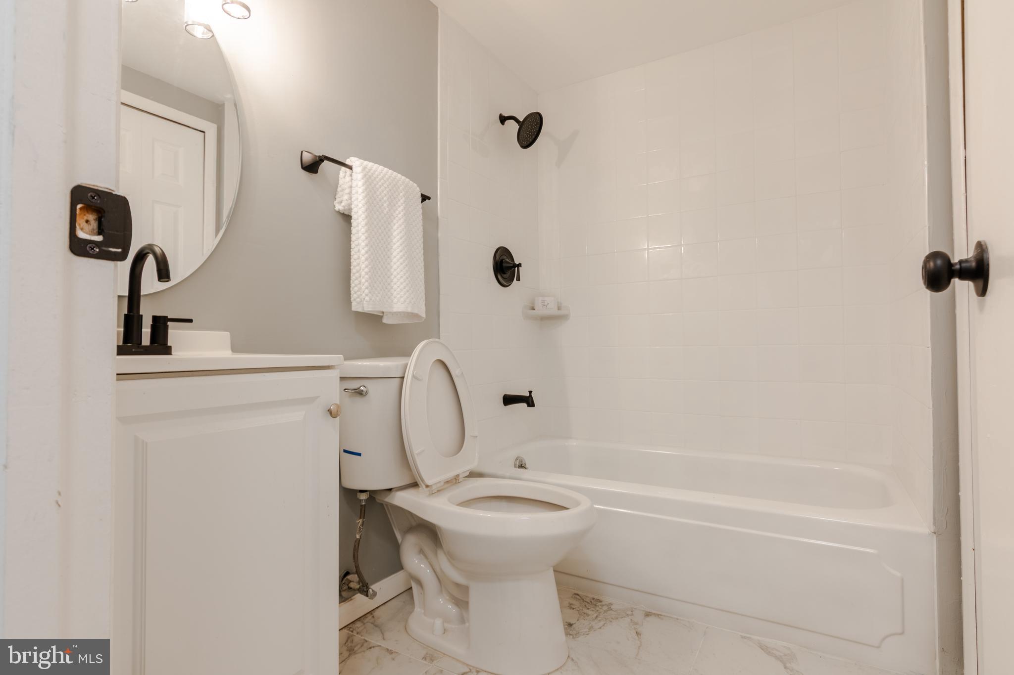 VILLAGE OF OWEN BROWN - Residential