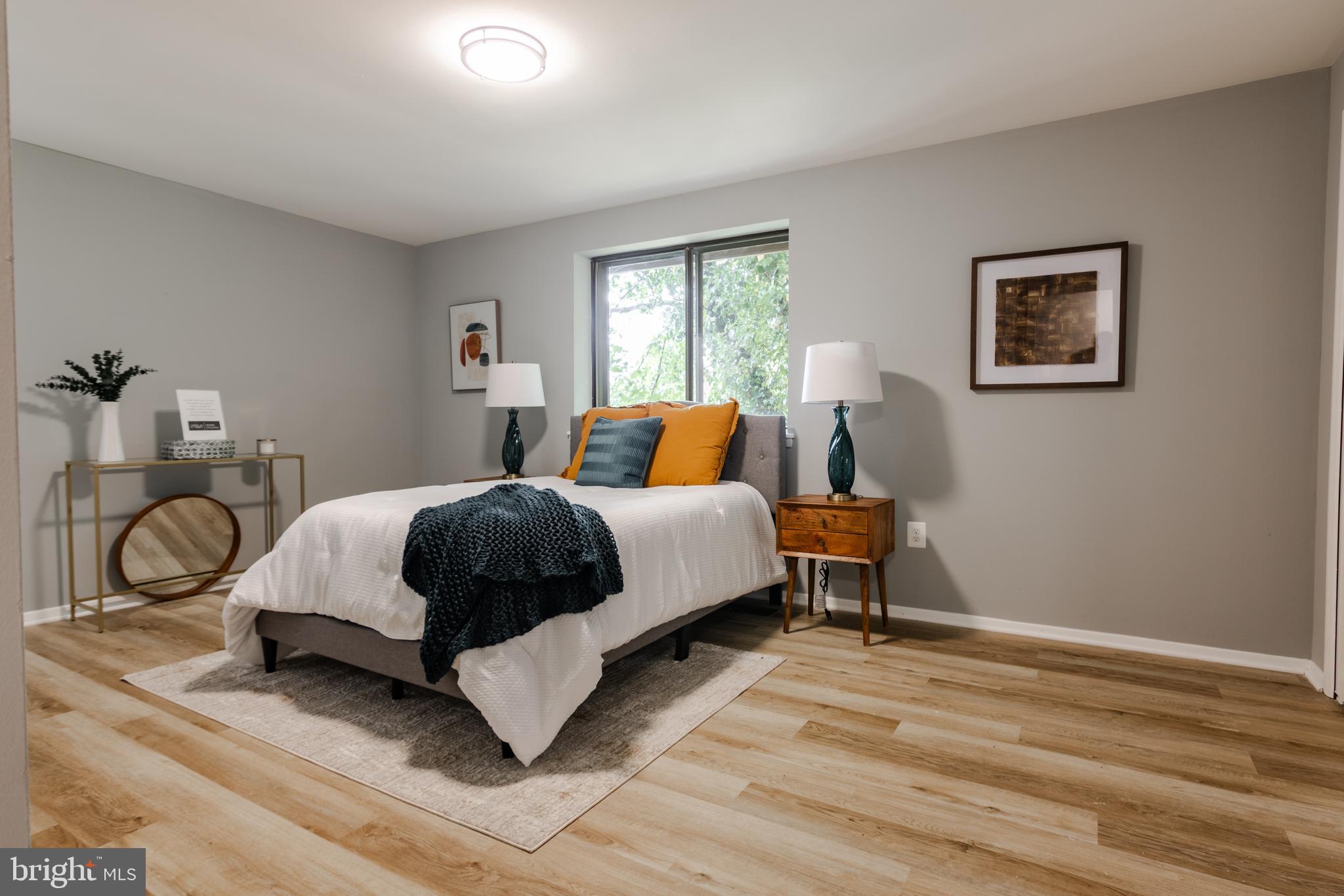 VILLAGE OF OWEN BROWN - Residential