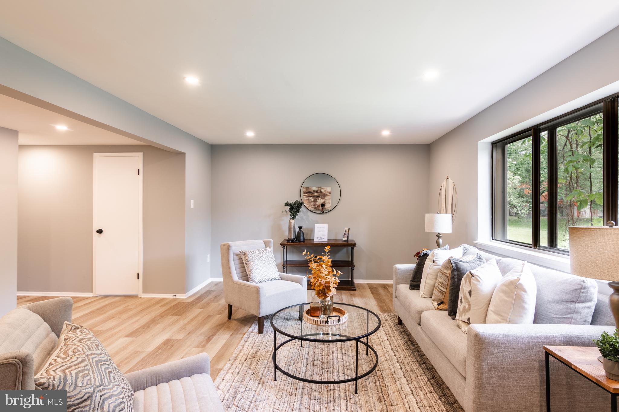 VILLAGE OF OWEN BROWN - Residential