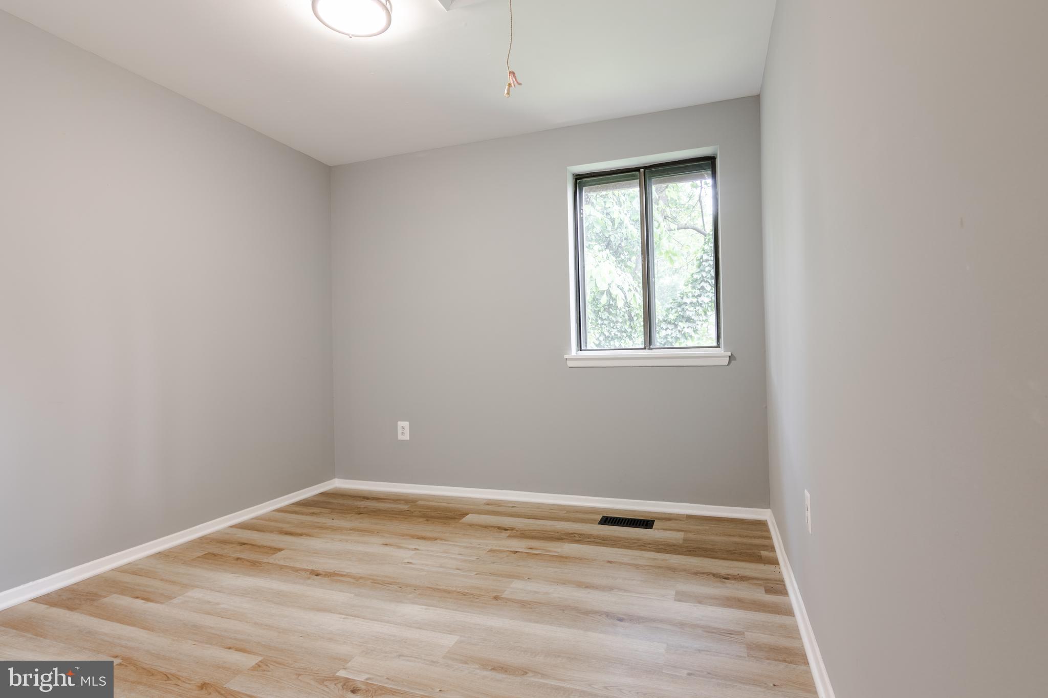 VILLAGE OF OWEN BROWN - Residential