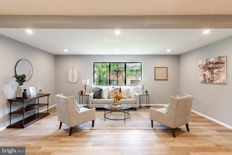 7374 HICKORY LOG CIRCLE COLUMBIA MD 21045