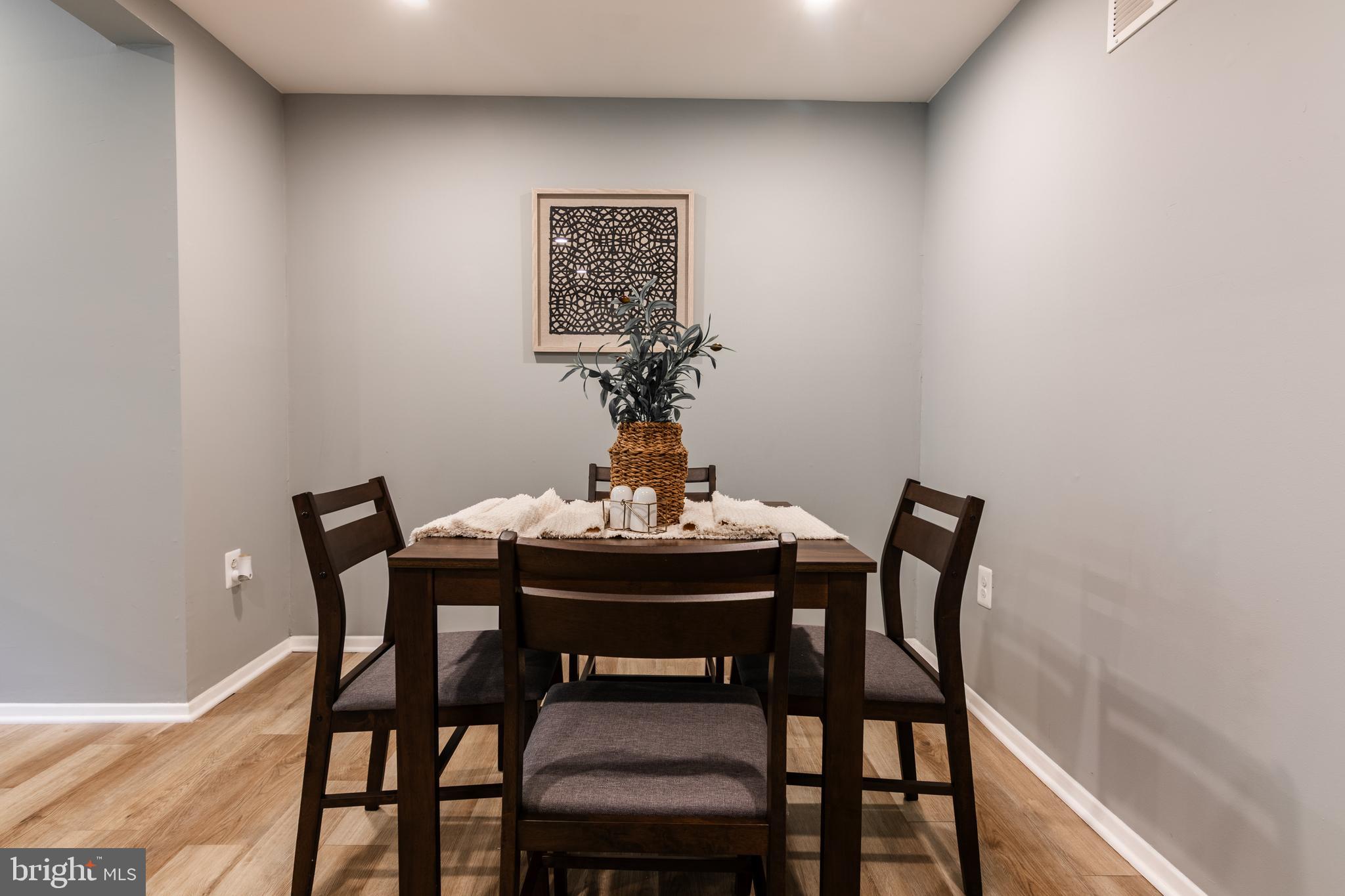 VILLAGE OF OWEN BROWN - Residential