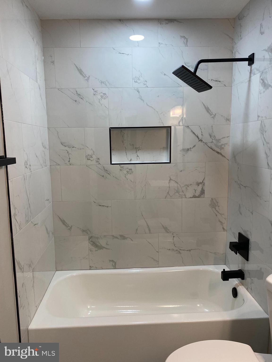 OLDE GREENWICH - Residential