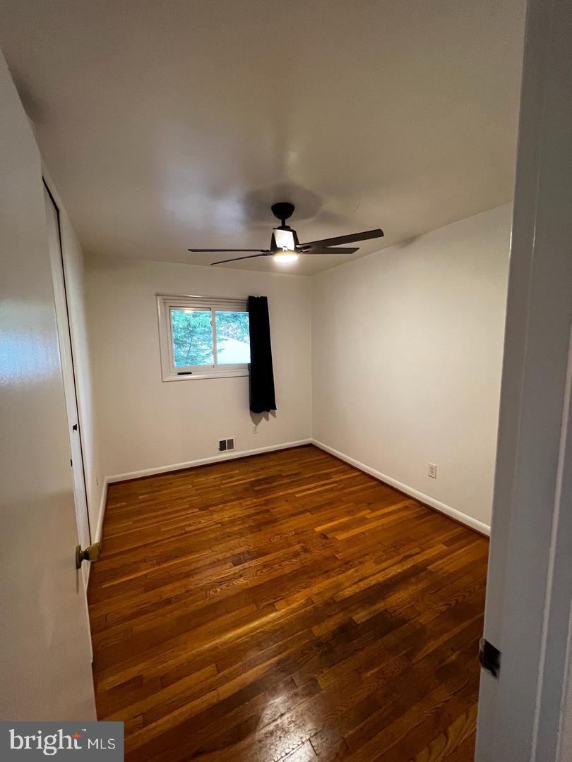 SLEEPY HOLLOW ESTATES - Residential Lease