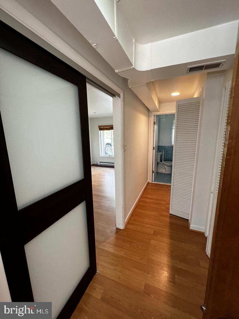 SLEEPY HOLLOW ESTATES - Residential Lease