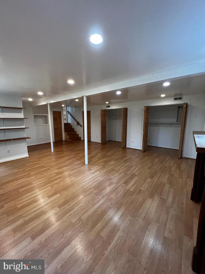 SLEEPY HOLLOW ESTATES - Residential Lease