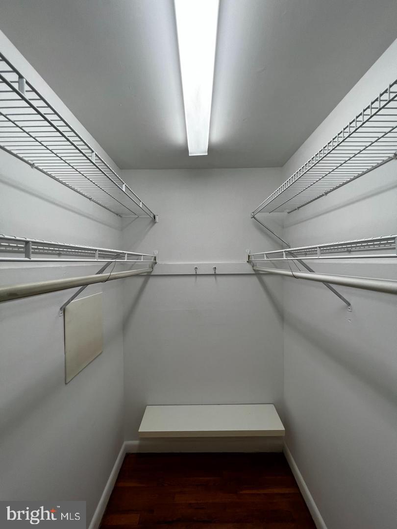 SLEEPY HOLLOW ESTATES - Residential Lease