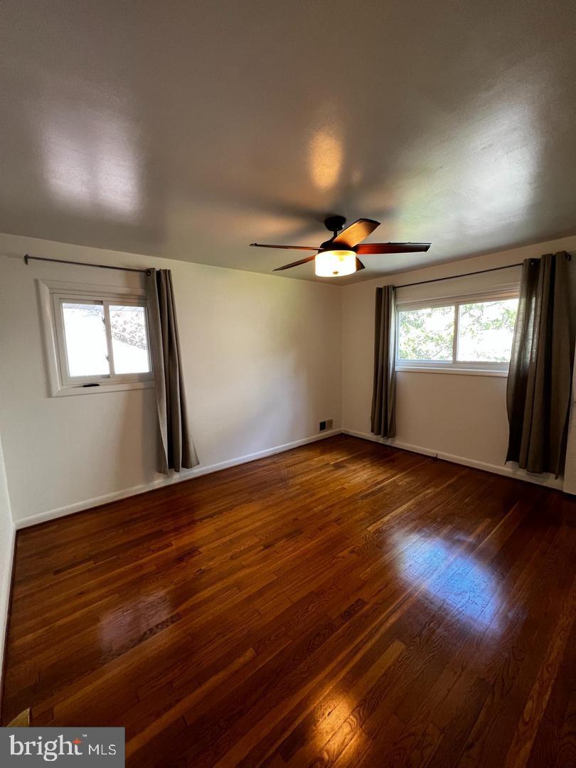 SLEEPY HOLLOW ESTATES - Residential Lease