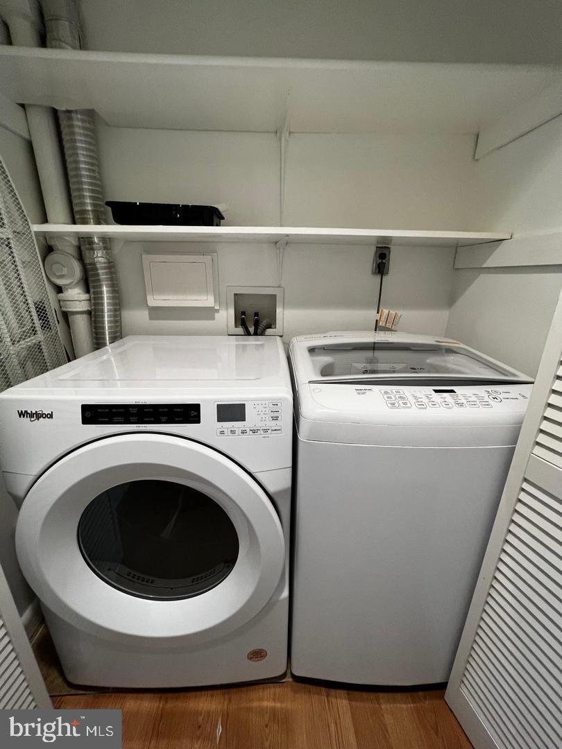 SLEEPY HOLLOW ESTATES - Residential Lease