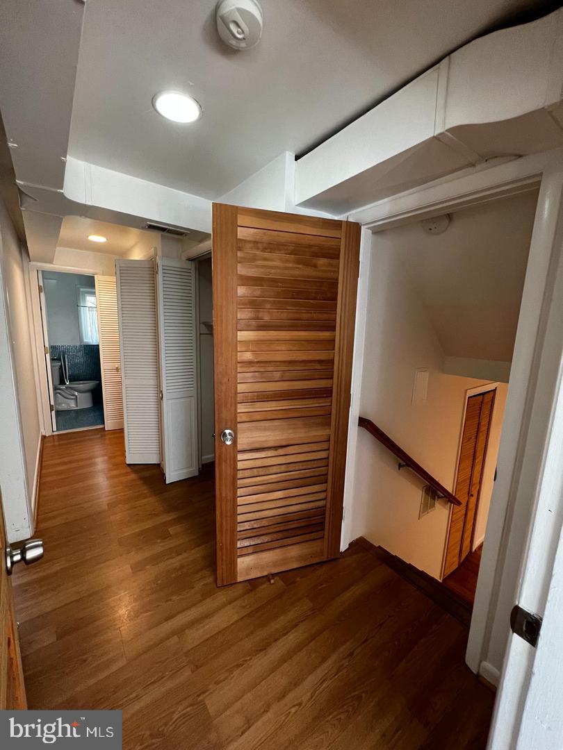 SLEEPY HOLLOW ESTATES - Residential Lease