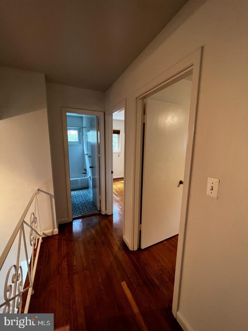 SLEEPY HOLLOW ESTATES - Residential Lease