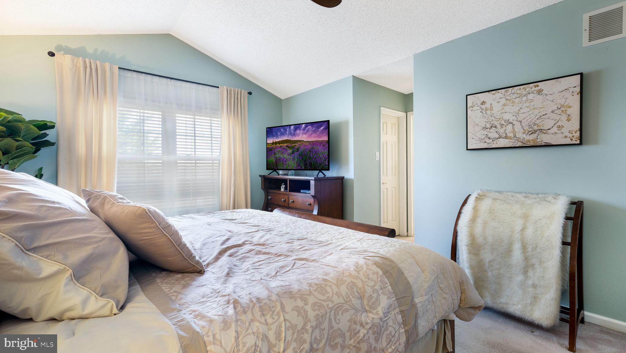 CLIVEDEN - Residential