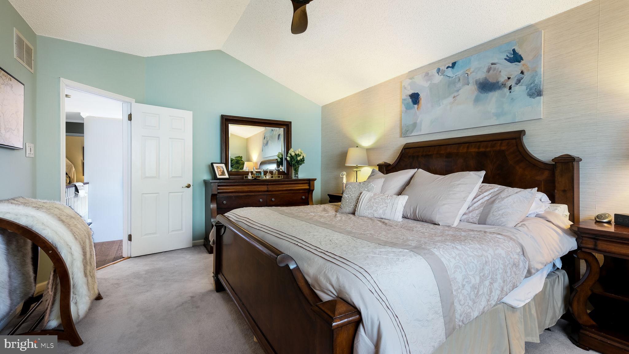 CLIVEDEN - Residential