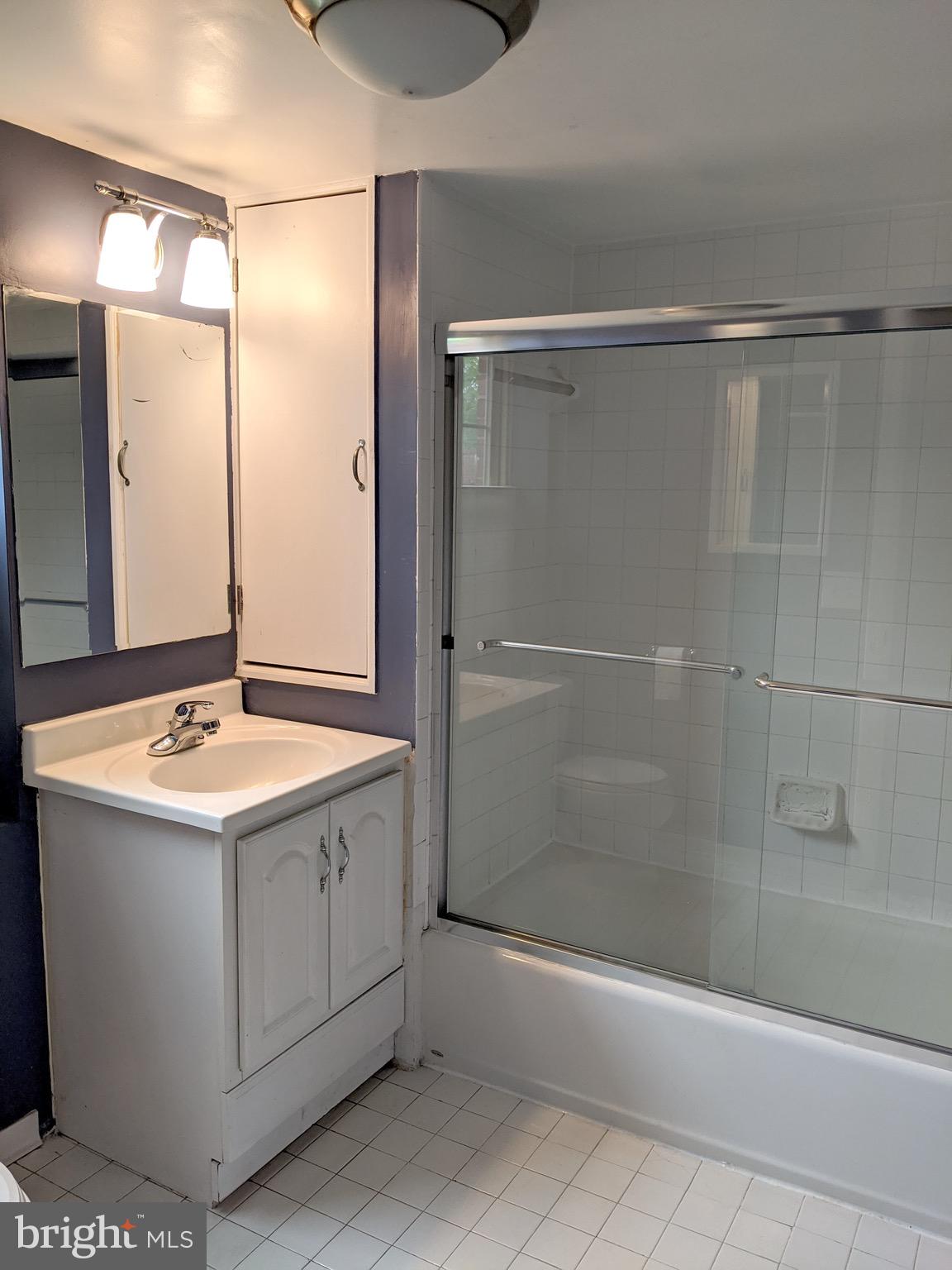 HARBOR TERRACE - Residential Lease