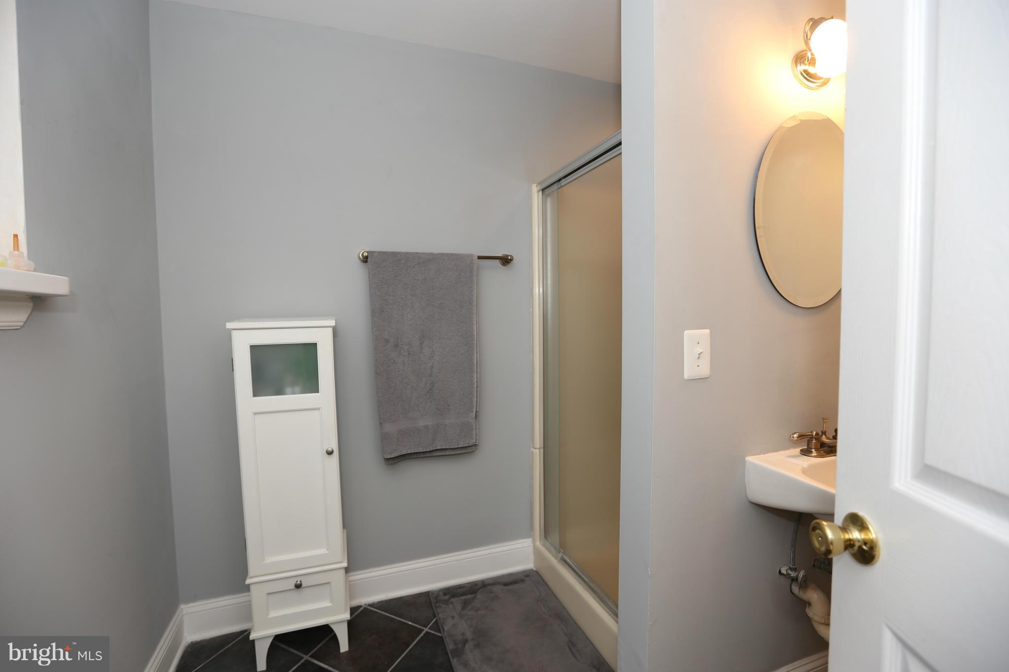 LOCUST POINT - Residential