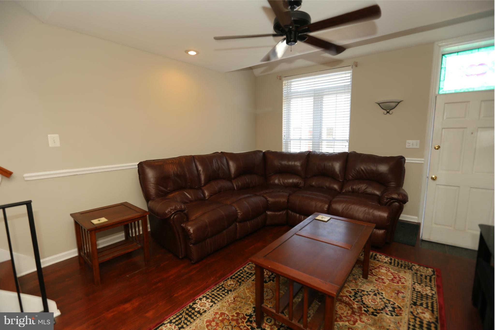 LOCUST POINT - Residential