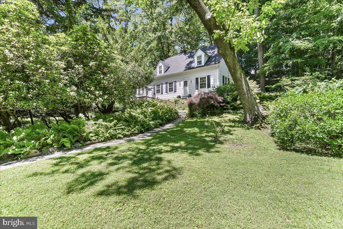 890 PAXON HOLLOW ROAD