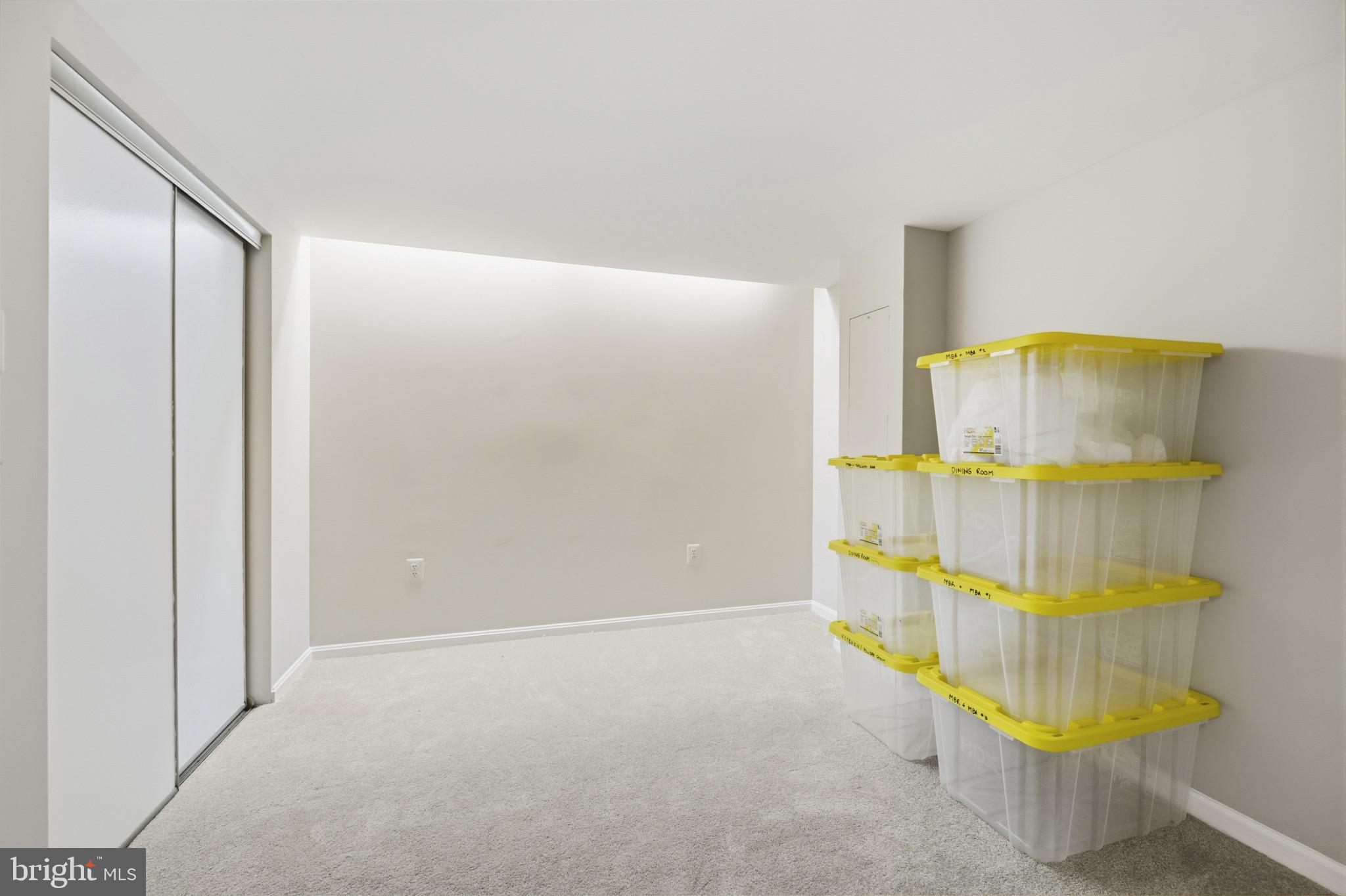 HALLOWELL - Residential