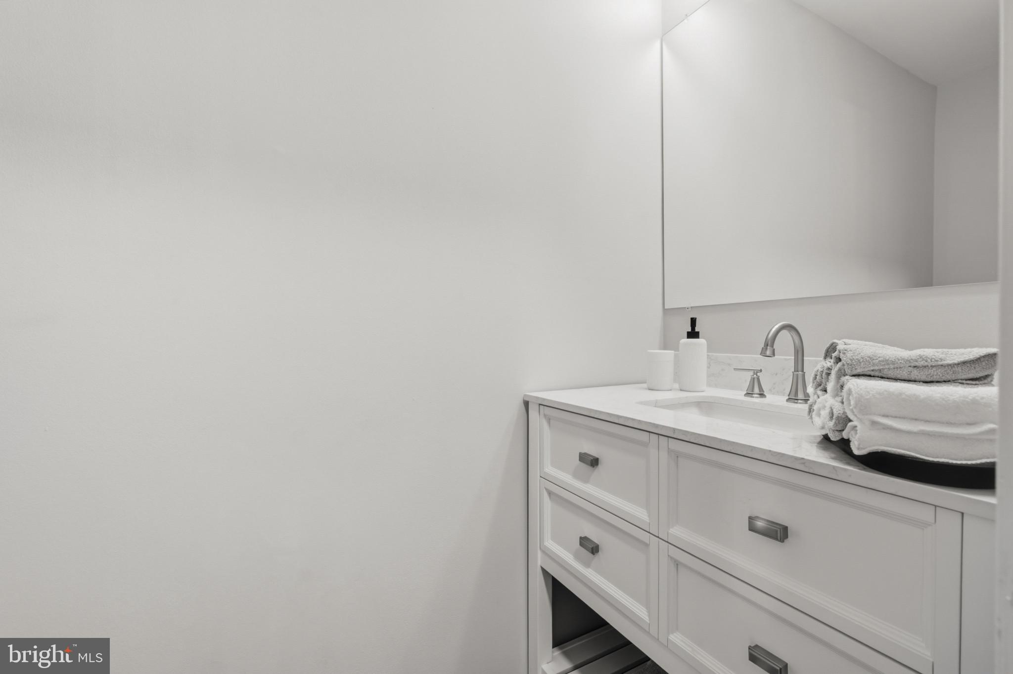 HALLOWELL - Residential