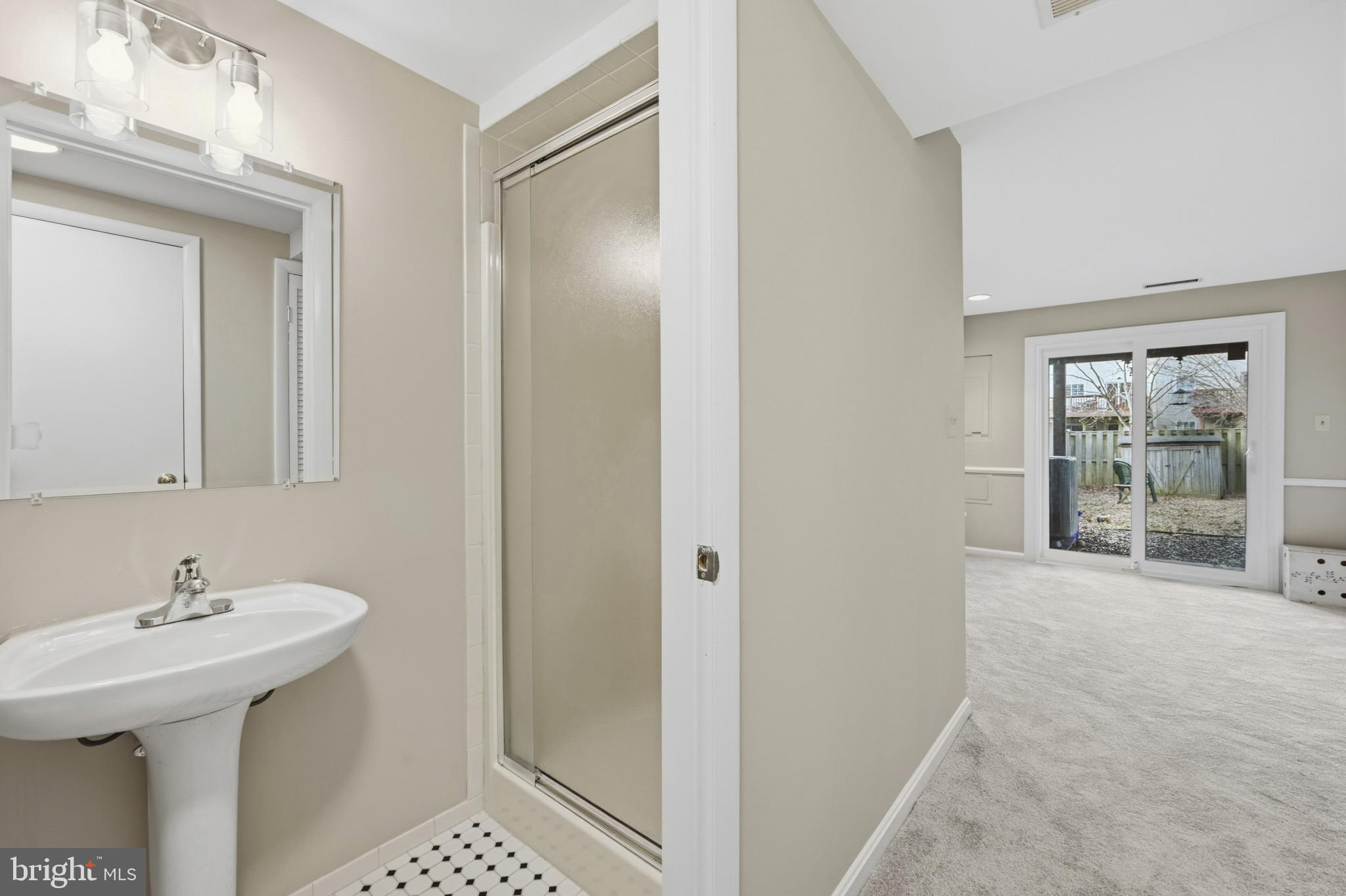 HALLOWELL - Residential