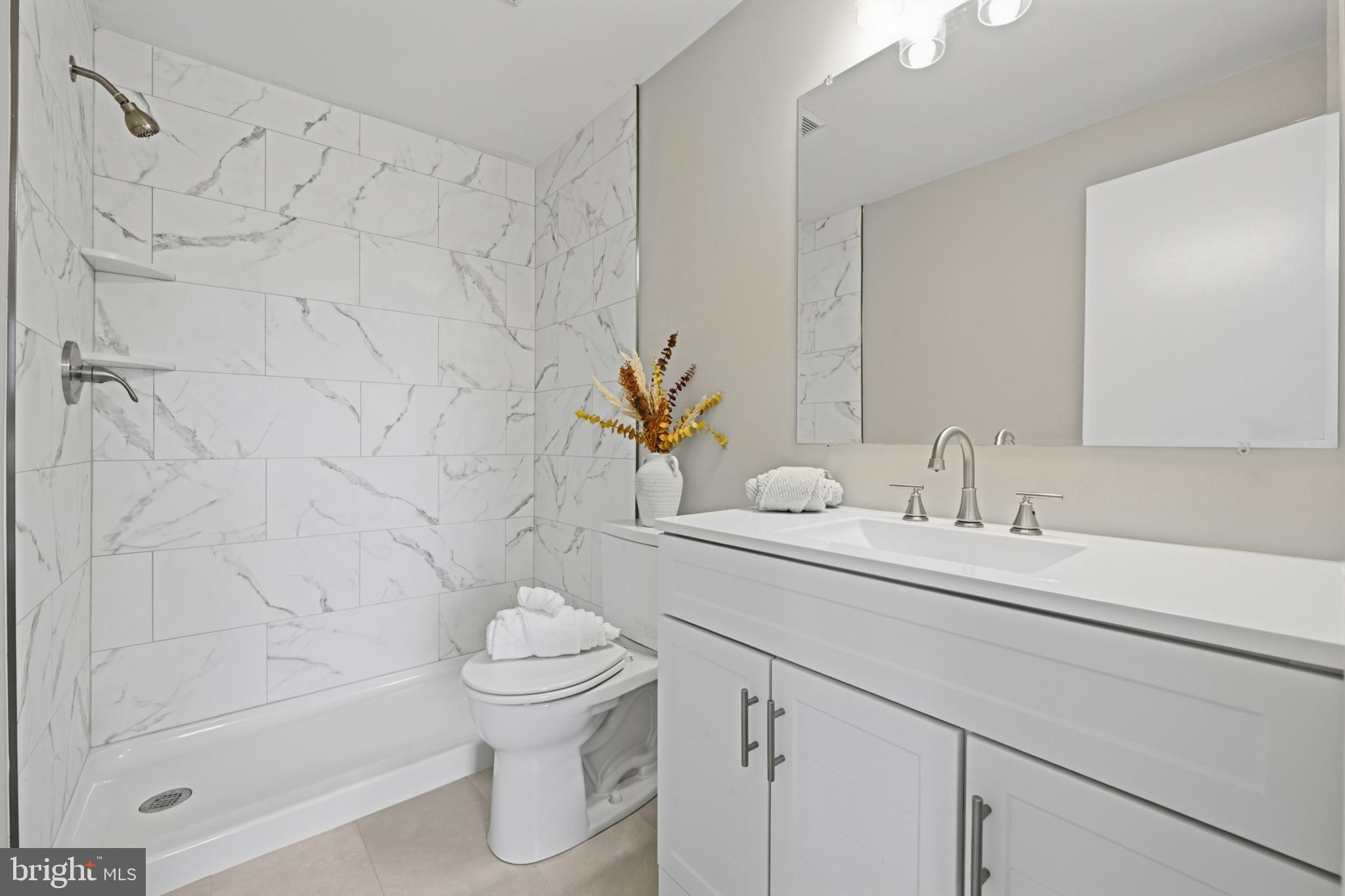 HALLOWELL - Residential