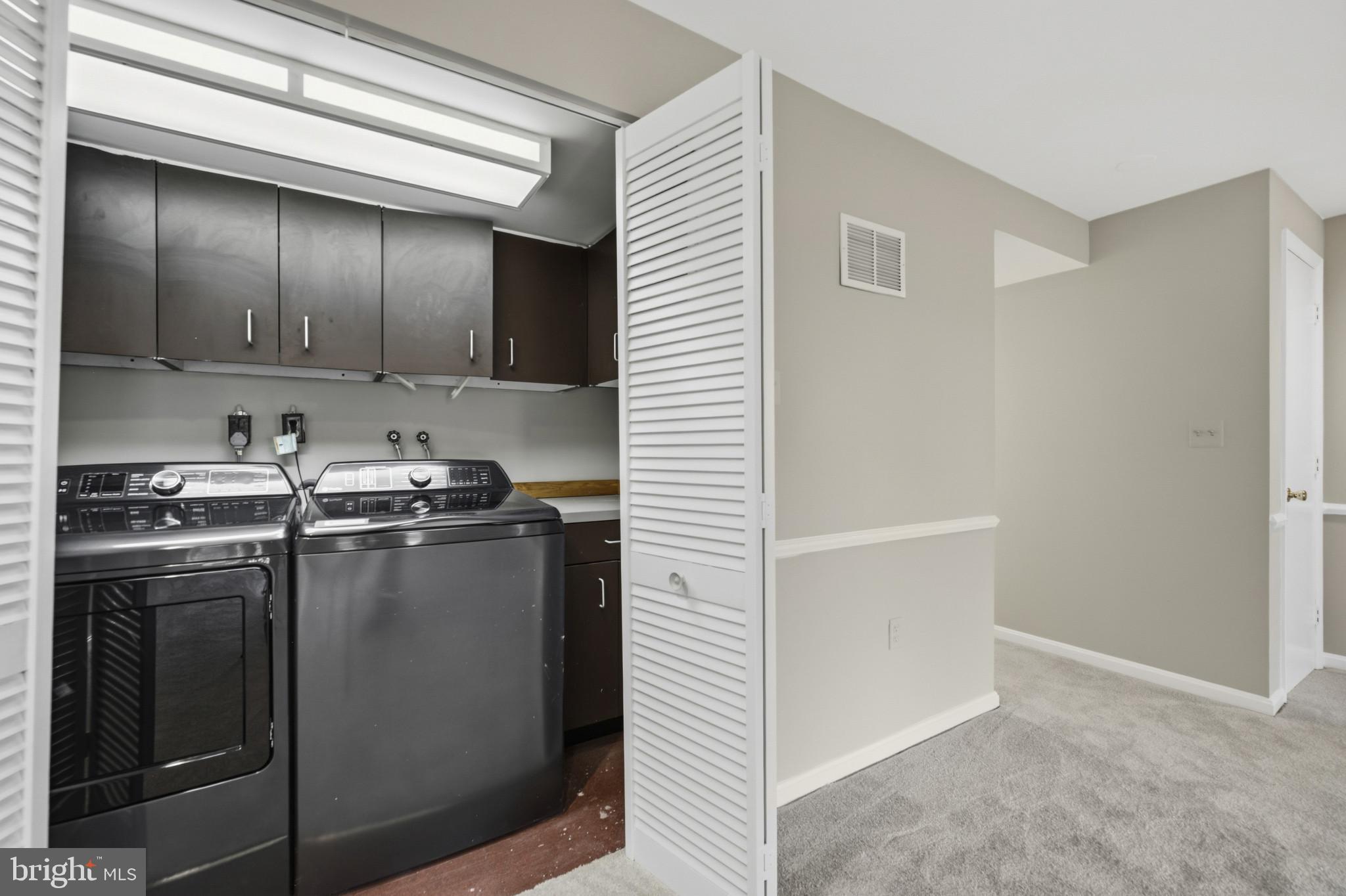 HALLOWELL - Residential