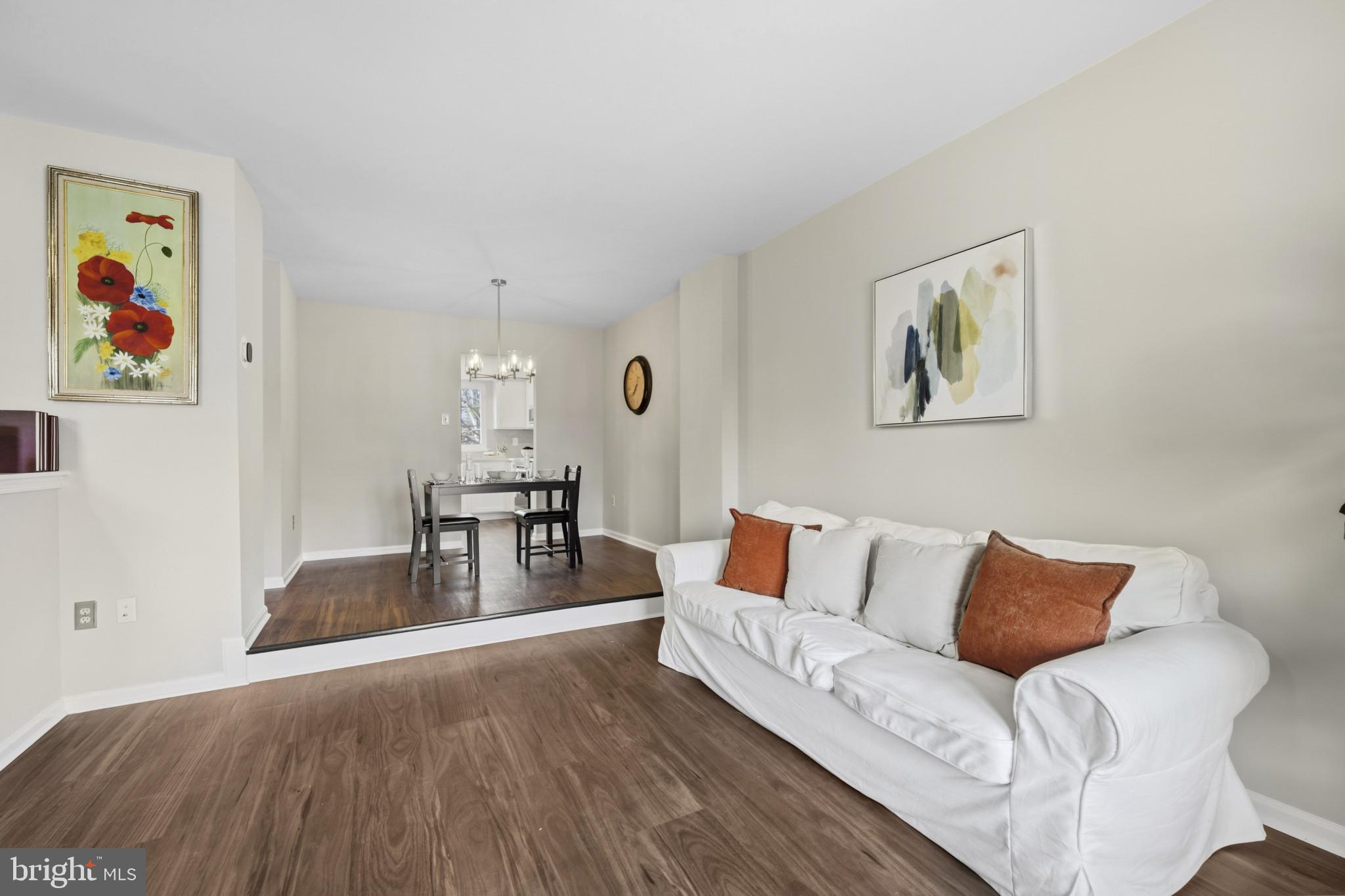 HALLOWELL - Residential