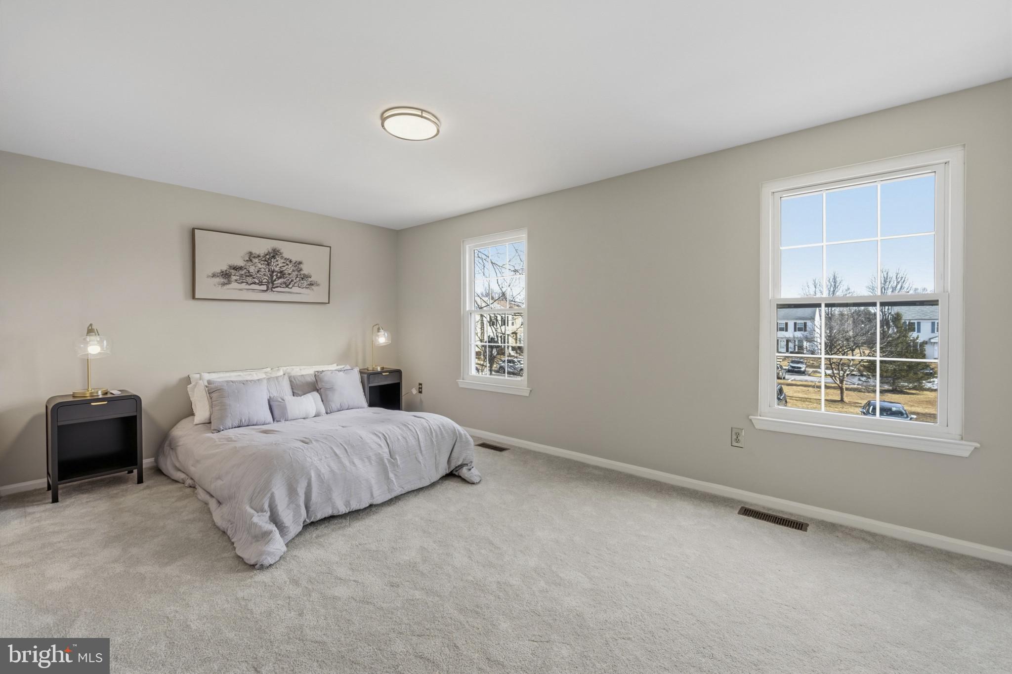 HALLOWELL - Residential