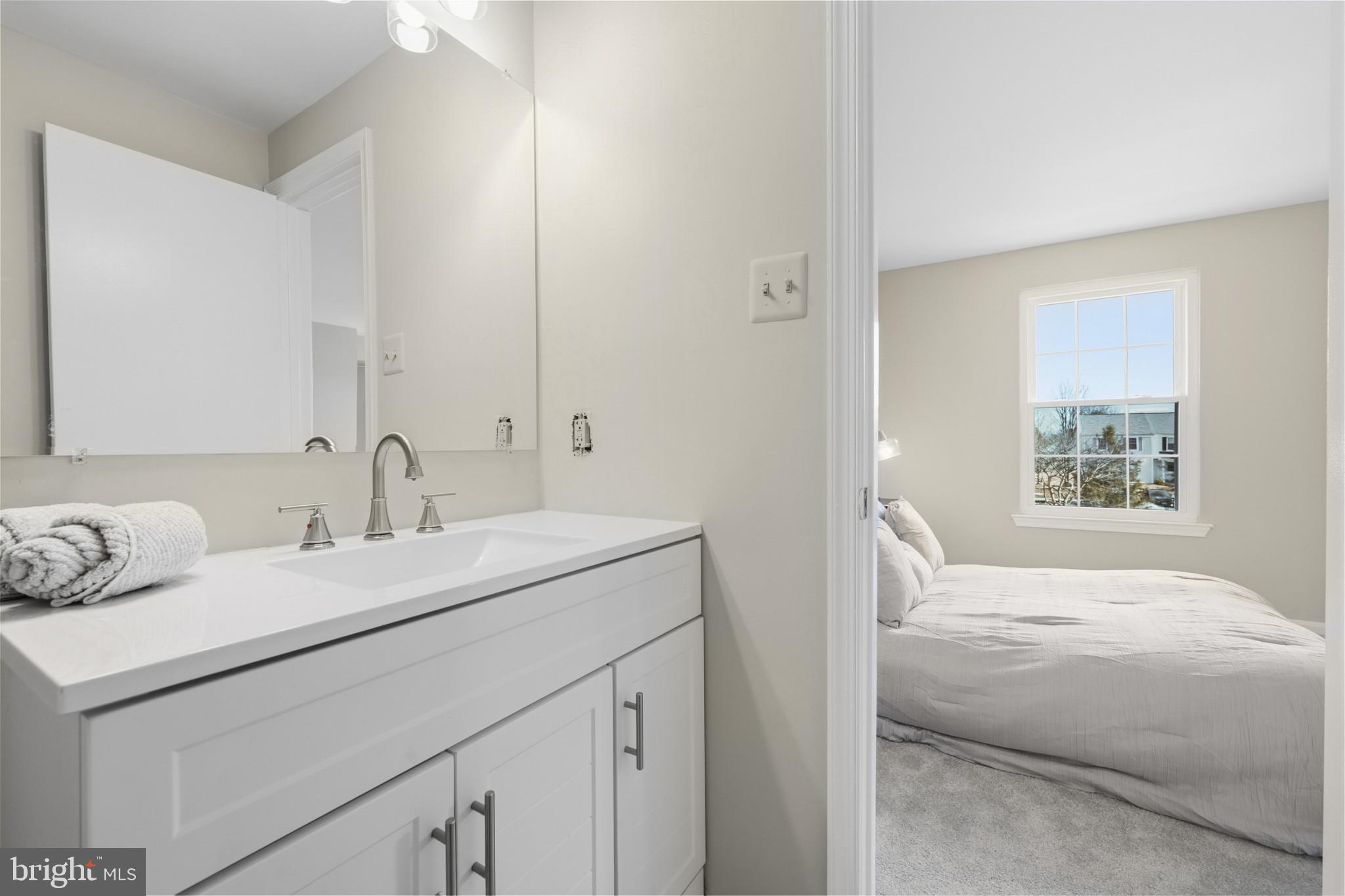 HALLOWELL - Residential