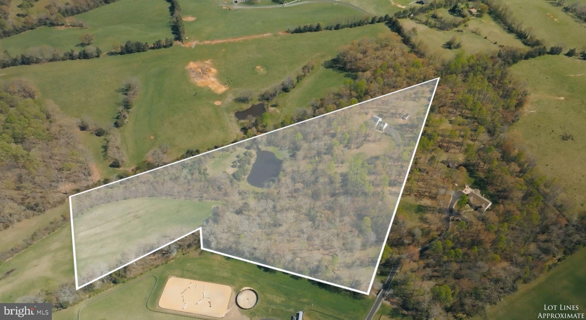 FOX GLEN EQUESTRIAN ESTATES - Residential