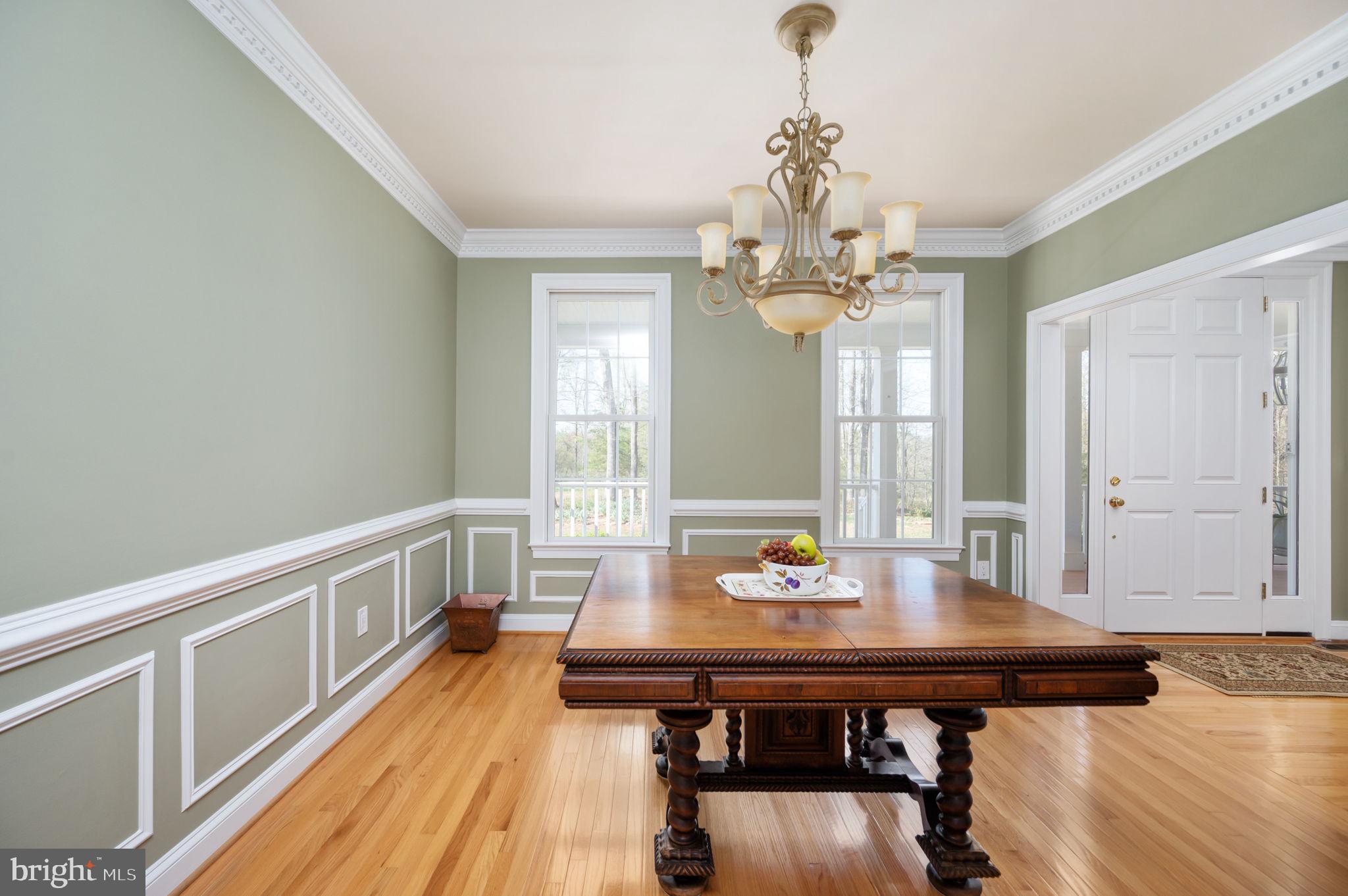 FOX GLEN EQUESTRIAN ESTATES - Residential