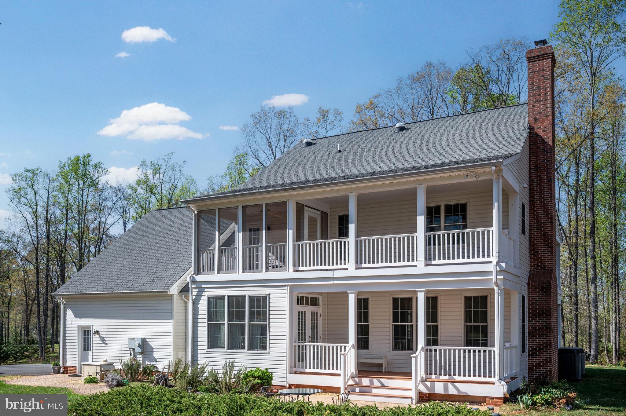 FOX GLEN EQUESTRIAN ESTATES - Residential