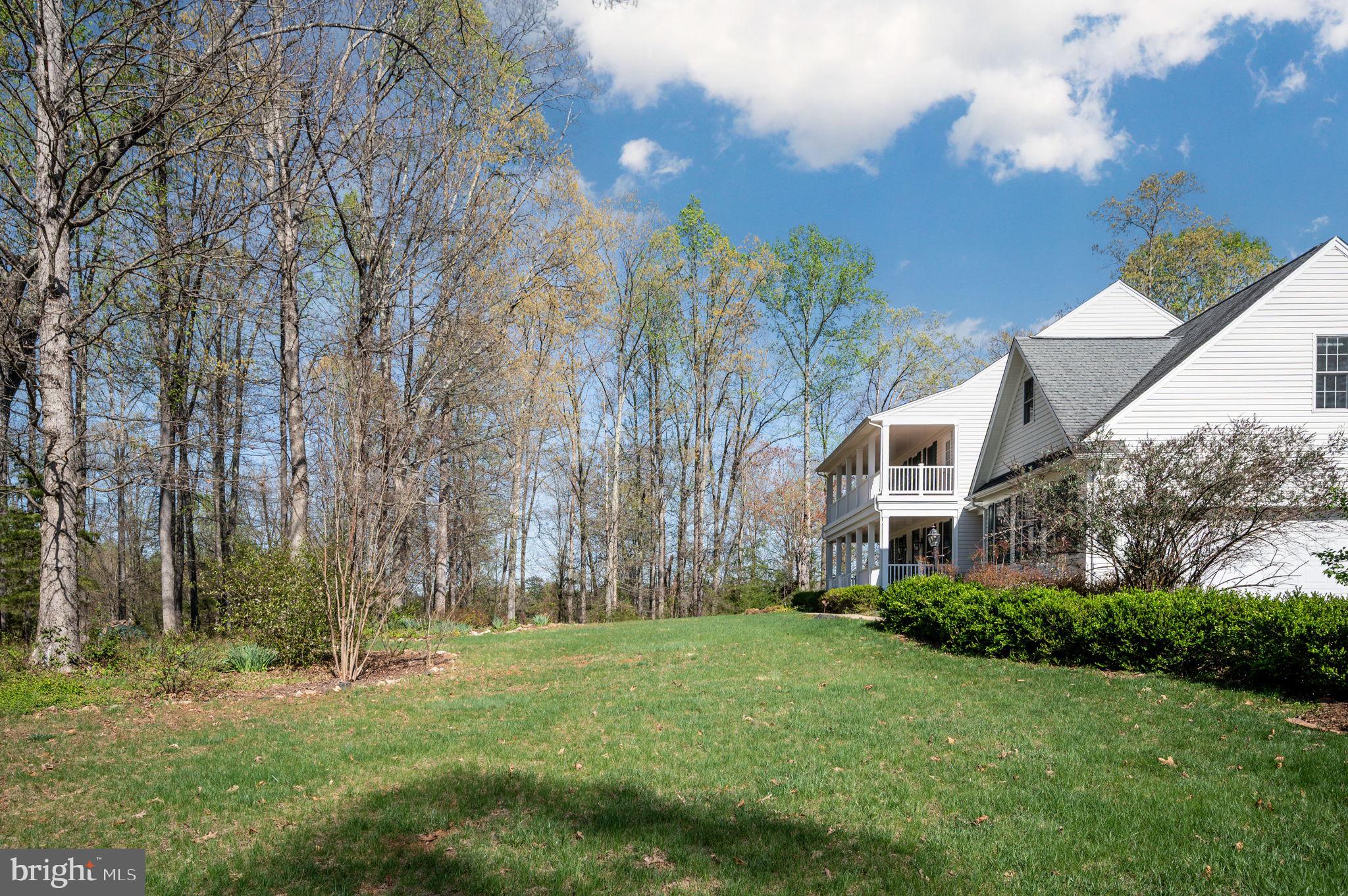 FOX GLEN EQUESTRIAN ESTATES - Residential