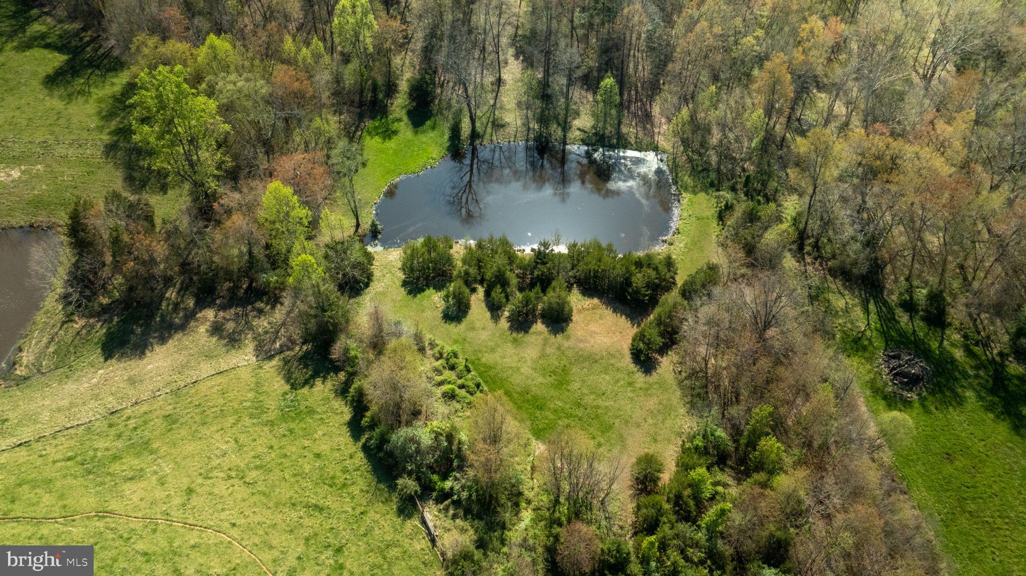 FOX GLEN EQUESTRIAN ESTATES - Residential