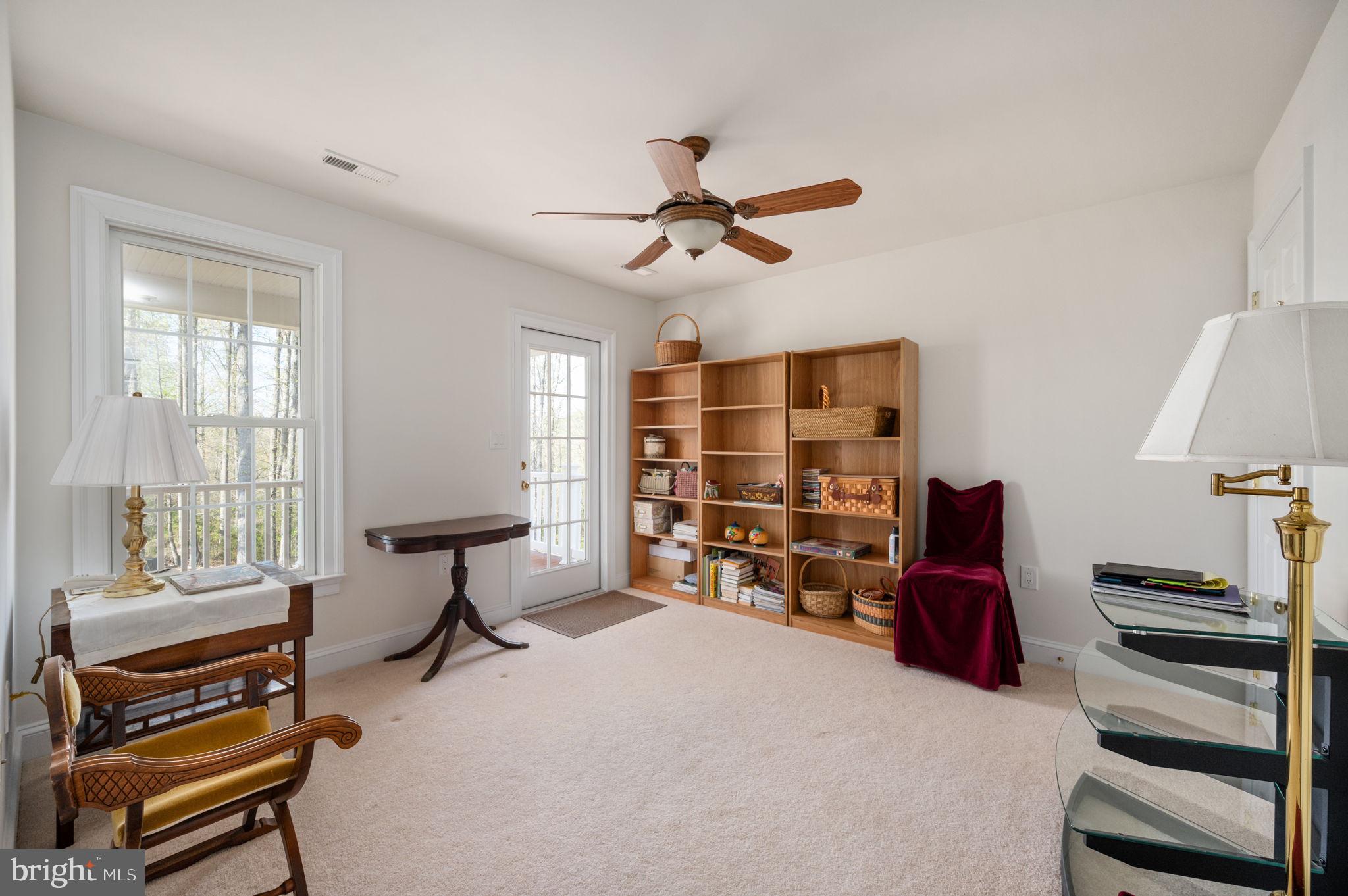 FOX GLEN EQUESTRIAN ESTATES - Residential