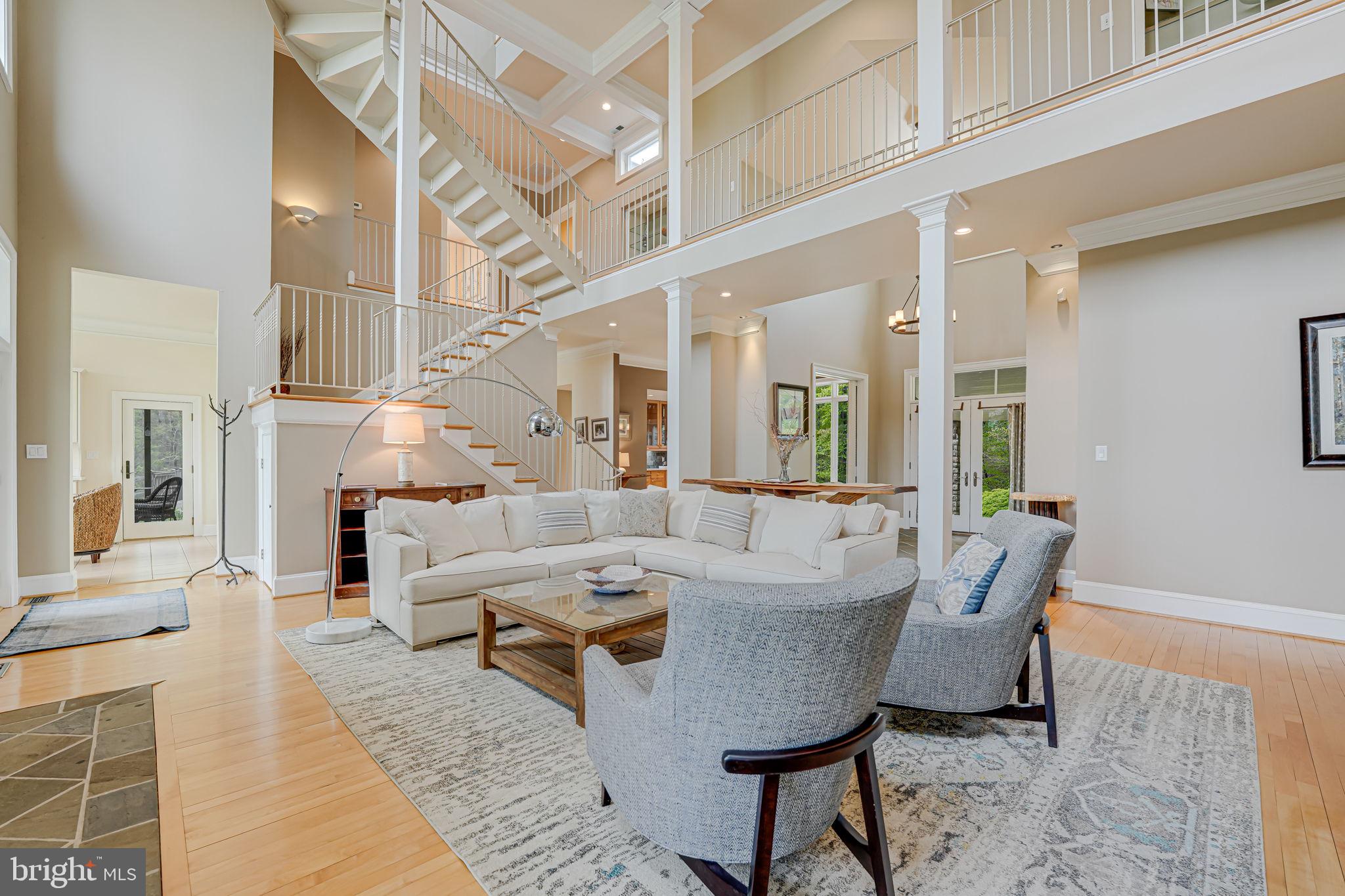 RIVER BLUFFS - Residential