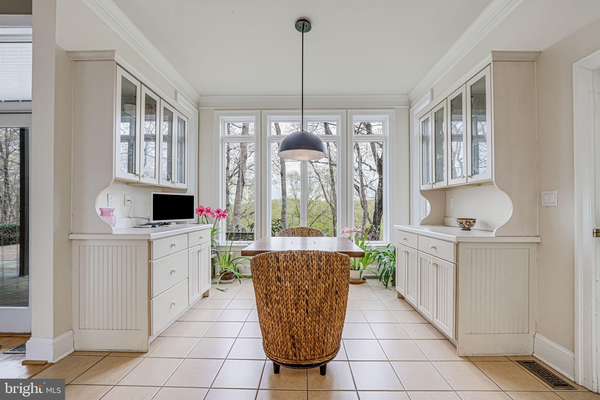 RIVER BLUFFS - Residential