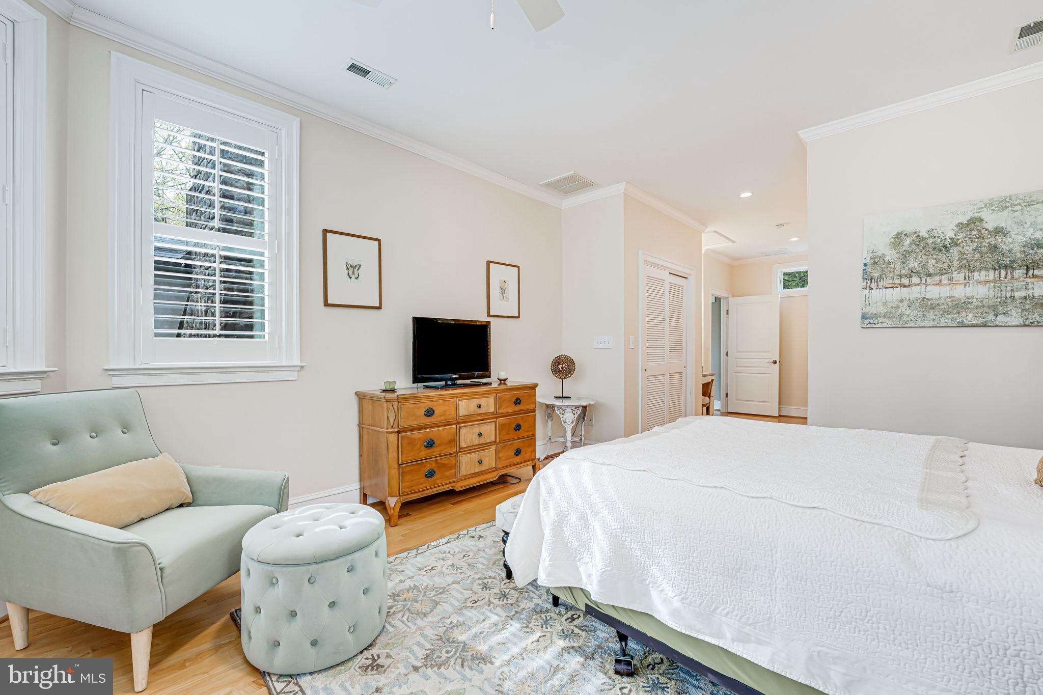 RIVER BLUFFS - Residential