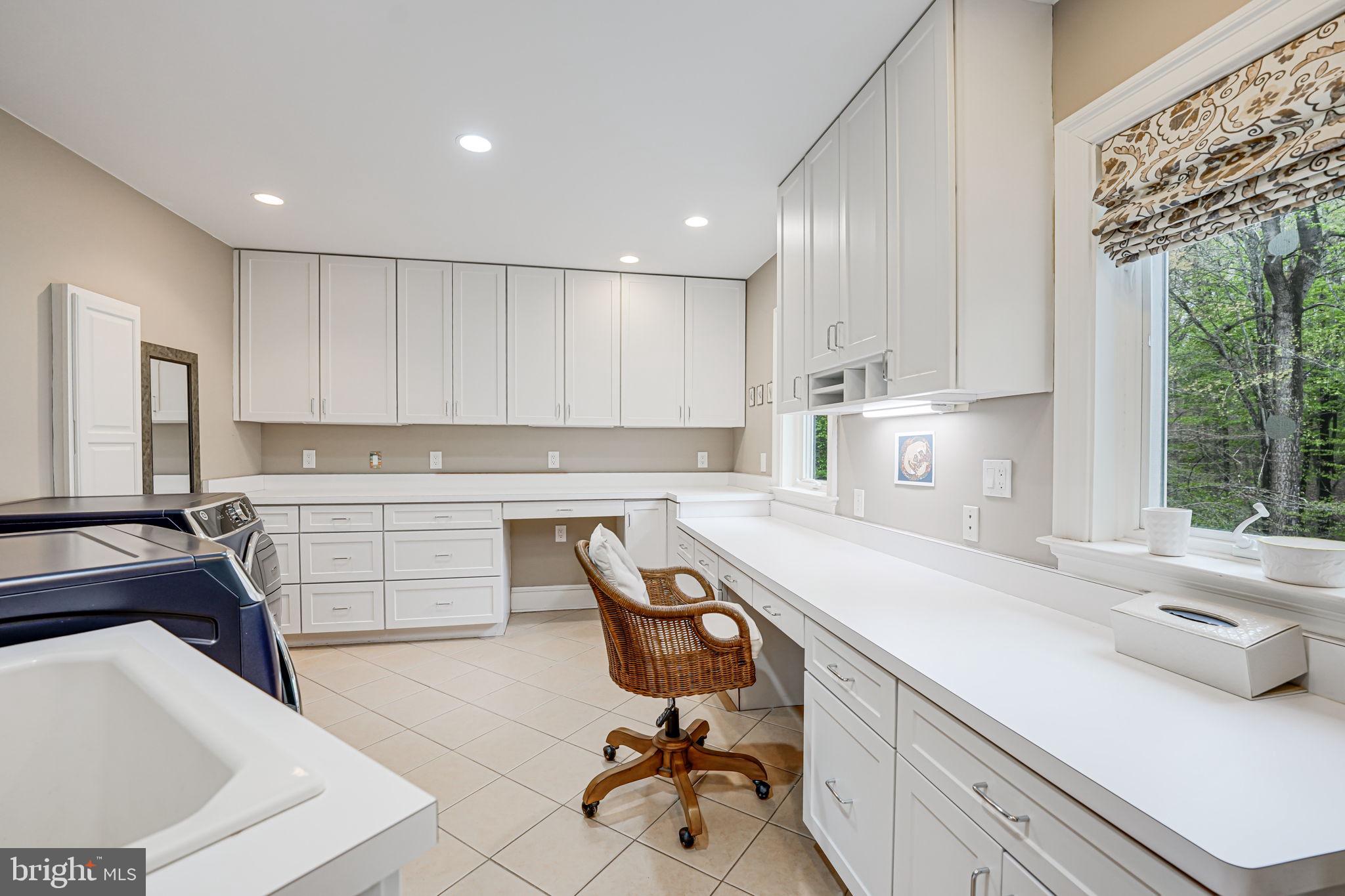 RIVER BLUFFS - Residential