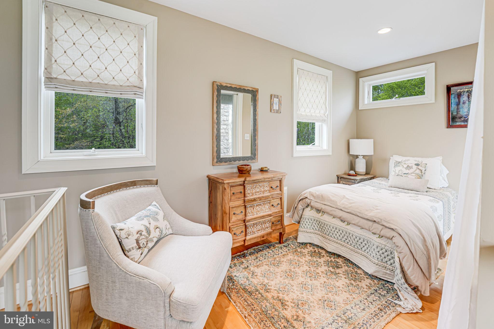 RIVER BLUFFS - Residential