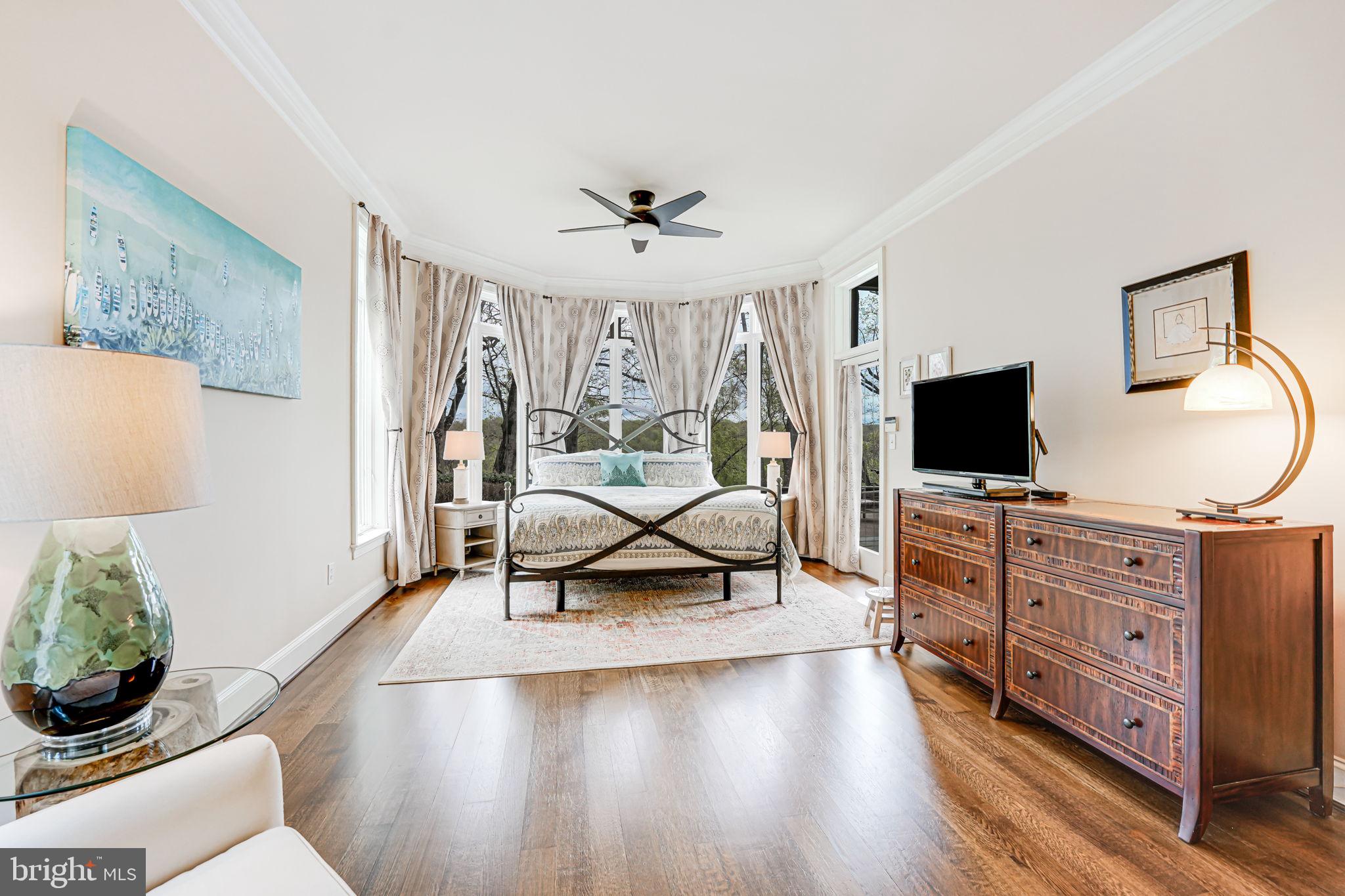 RIVER BLUFFS - Residential