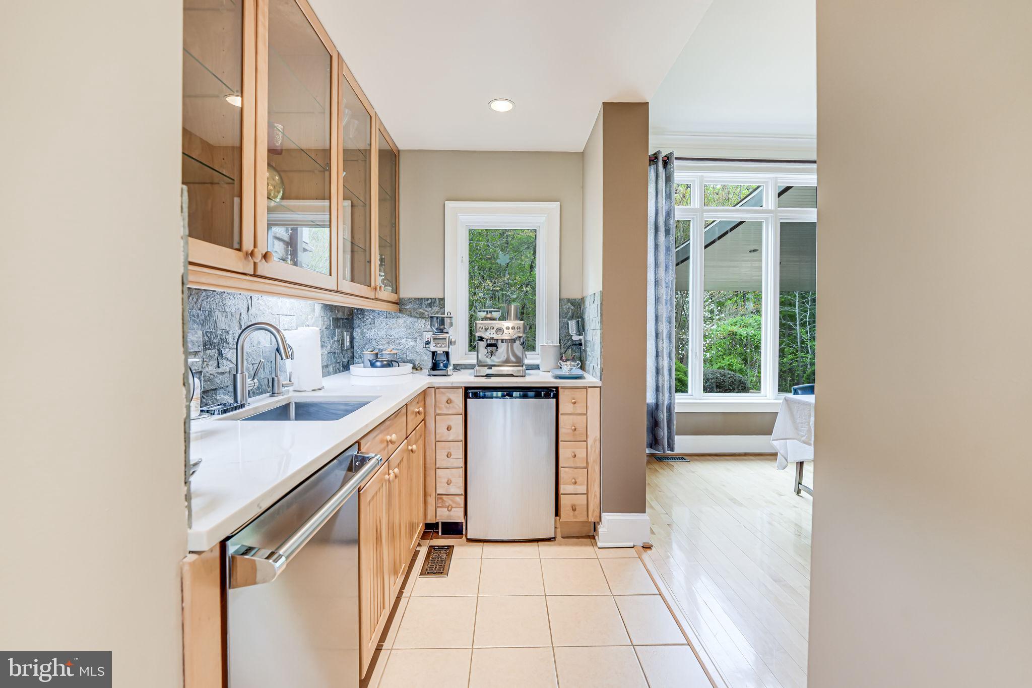 RIVER BLUFFS - Residential