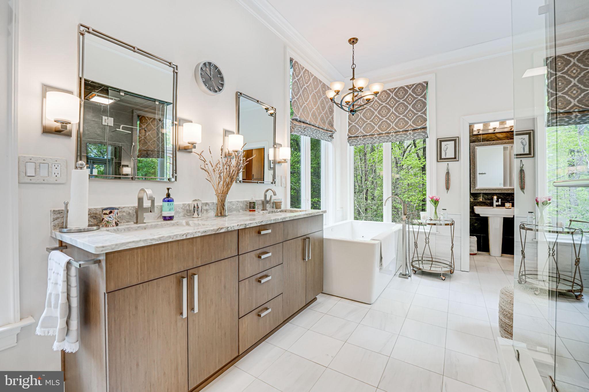 RIVER BLUFFS - Residential